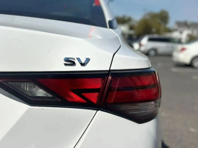 2022 Nissan Sentra 8th Gen - Image 8 of 12