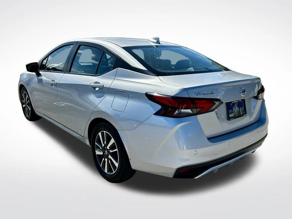 2022 Nissan Versa - Image 4 of 12