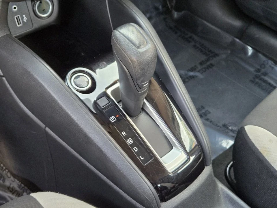 2022 Nissan Versa - Image 19 of 21