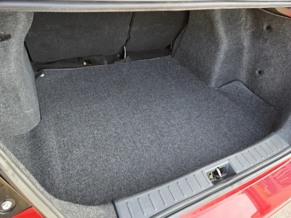 2022 Nissan Versa - Image 10 of 12