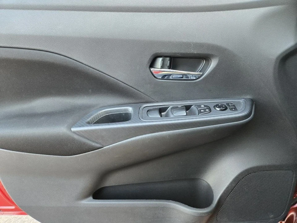 2022 Nissan Versa - Image 14 of 21