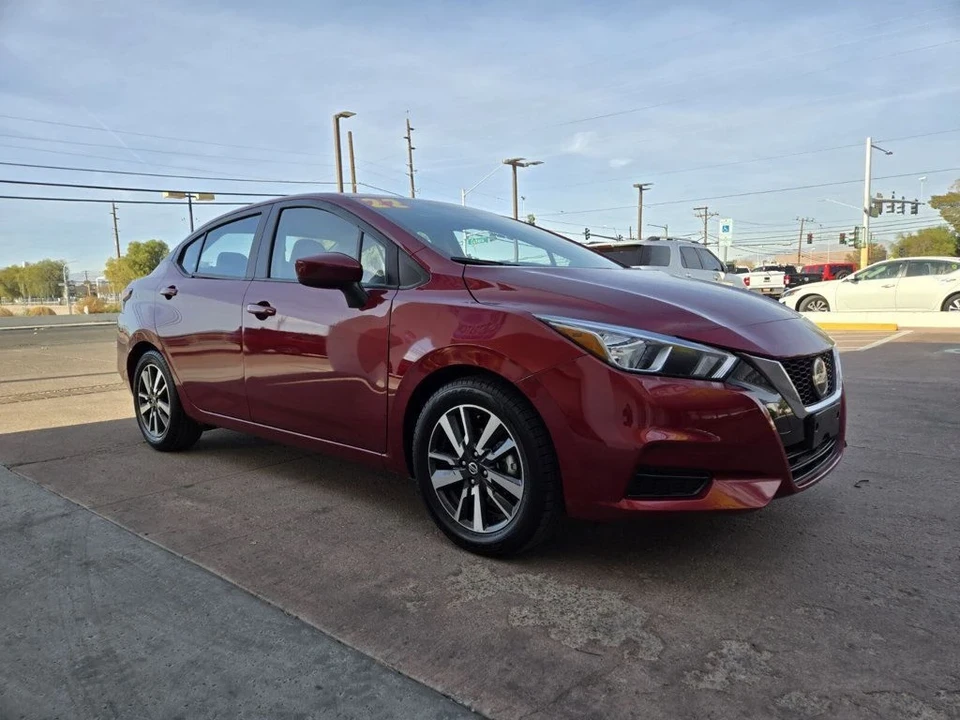 2022 Nissan Versa - Image 3 of 12