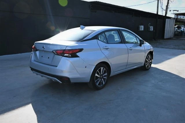 2022 Nissan Versa - Image 3 of 14