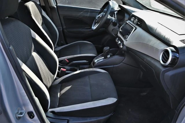 2022 Nissan Versa - Image 10 of 14