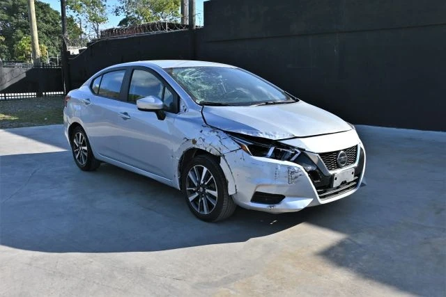 2022 Nissan Versa - Image 2 of 14