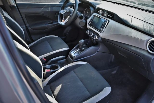2022 Nissan Versa - Image 11 of 14