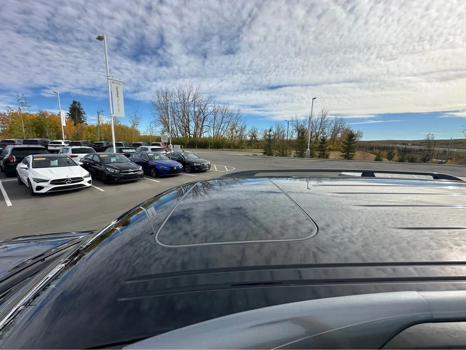 2022 Nissan Armada - Image 9 of 20