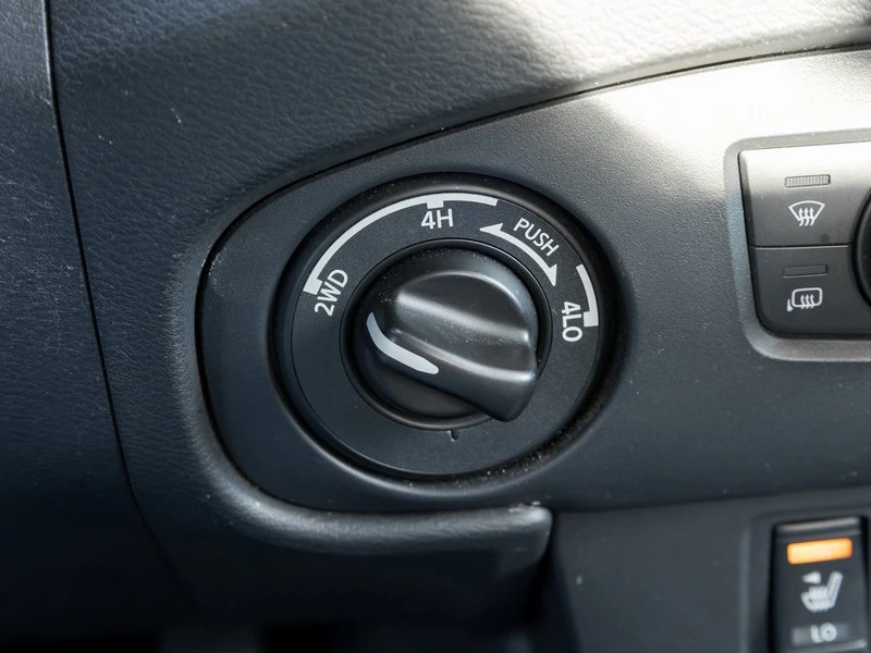 2022 Nissan Frontier 3rd Gen - Image 9 of 15