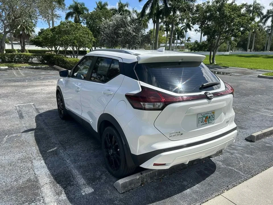2022 Nissan Kicks - Image 3 of 8