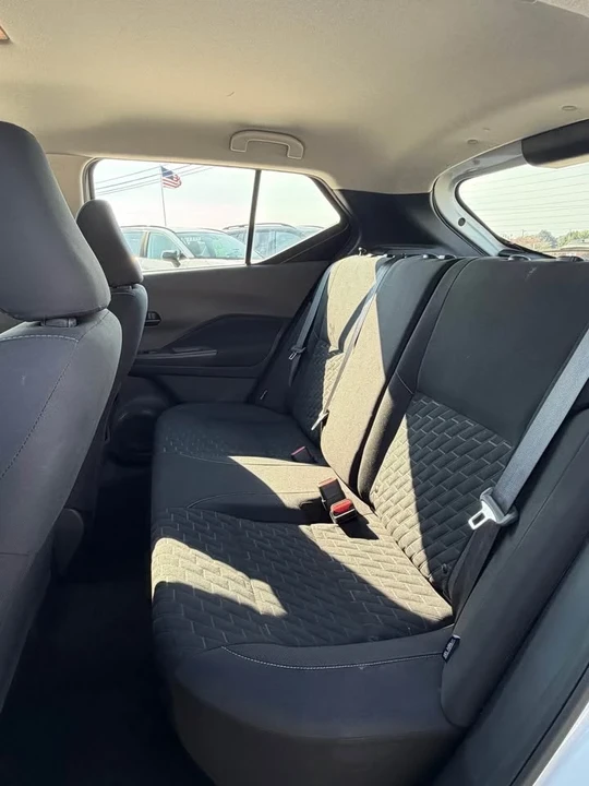 2022 Nissan Kicks - Image 16 of 16