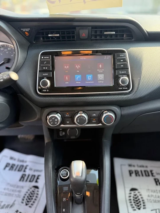 2022 Nissan Kicks - Image 13 of 16