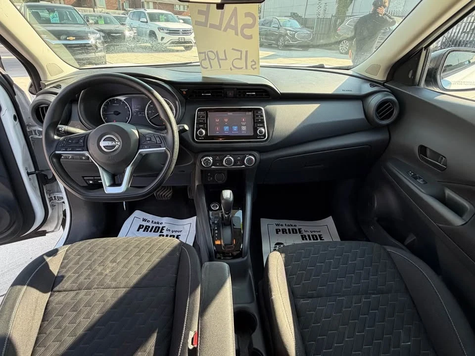 2022 Nissan Kicks - Image 10 of 16