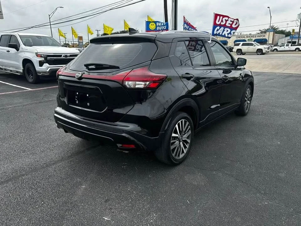 2022 Nissan Kicks - Image 10 of 12