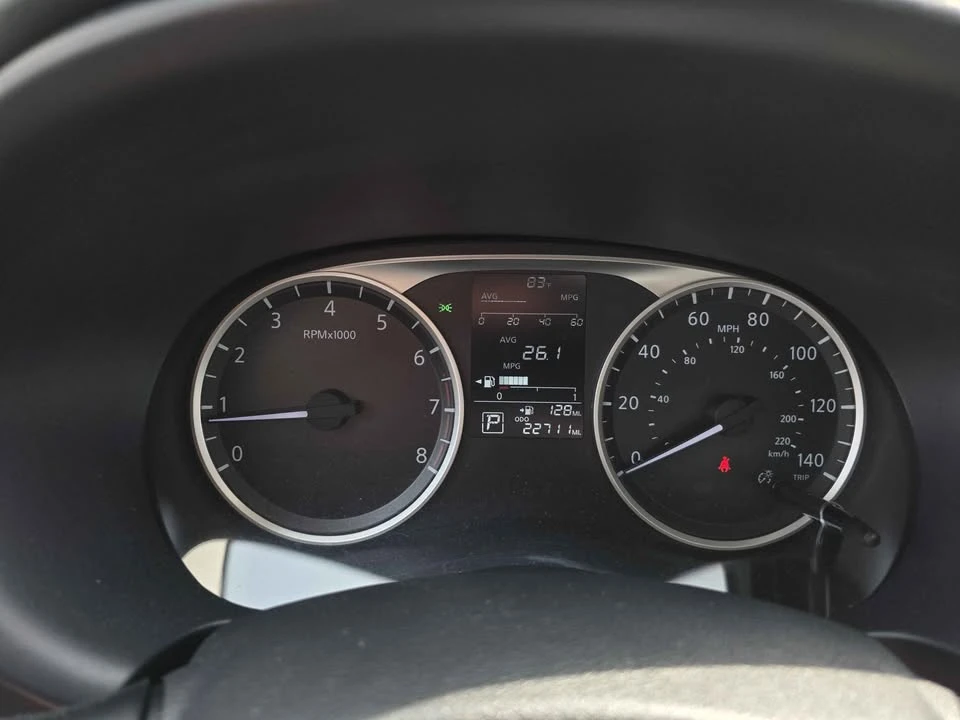 2022 Nissan Kicks - Image 10 of 18