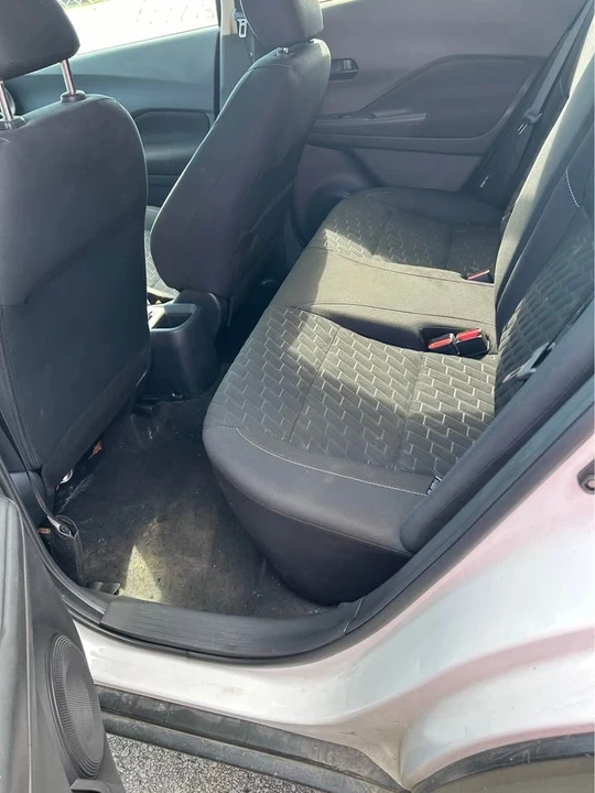 2022 Nissan Kicks - Image 6 of 8