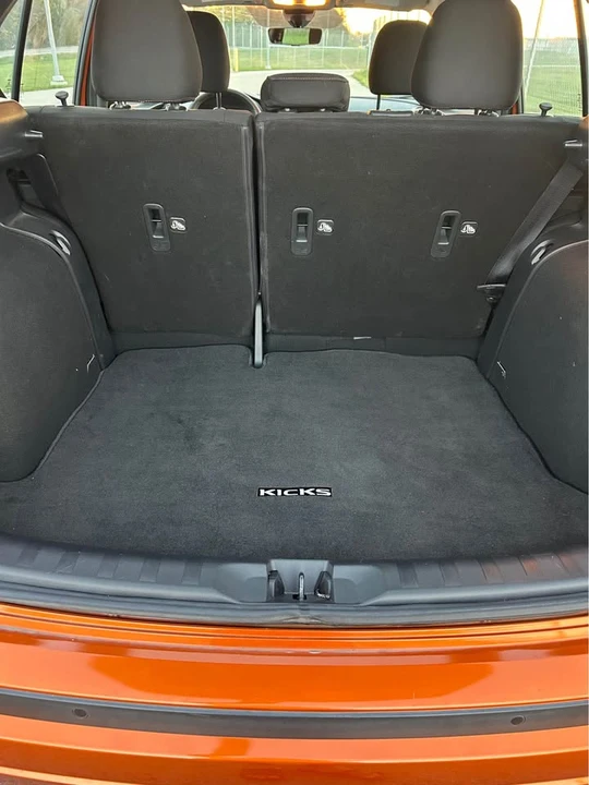 2022 Nissan Kicks - Image 15 of 16