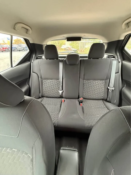 2022 Nissan Kicks - Image 9 of 10