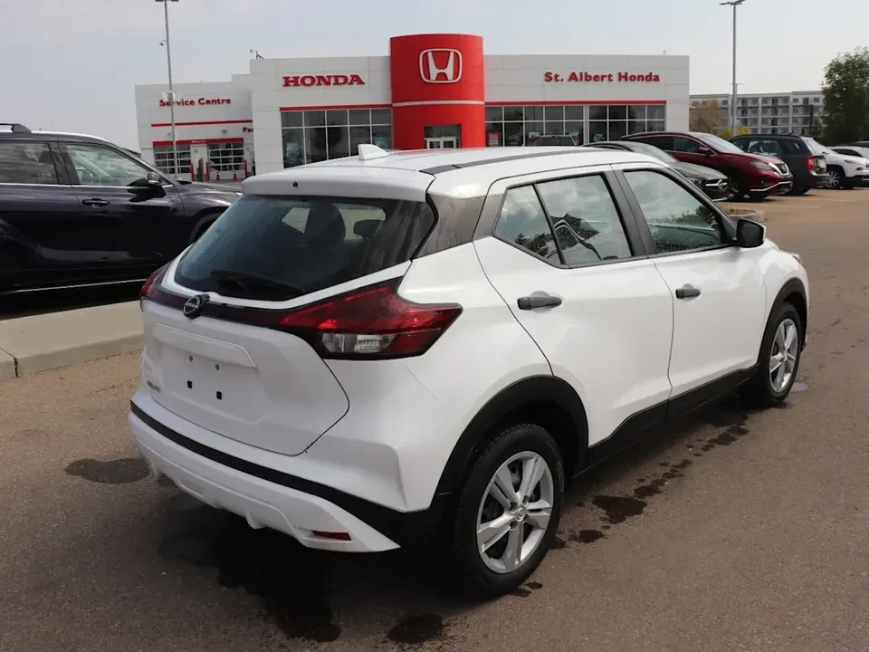 2022 Nissan Kicks - Image 3 of 16