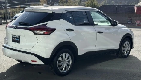 2022 Nissan Kicks - Image 3 of 8