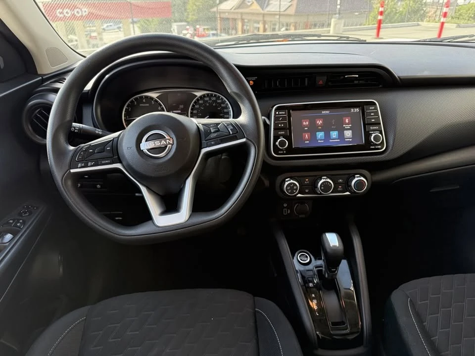 2022 Nissan Kicks - Image 6 of 8