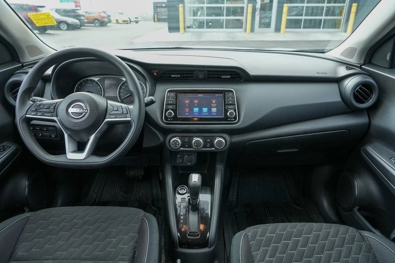 2022 Nissan Kicks - Image 17 of 18