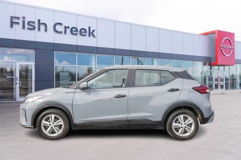 2022 Nissan Kicks - Image 3 of 18