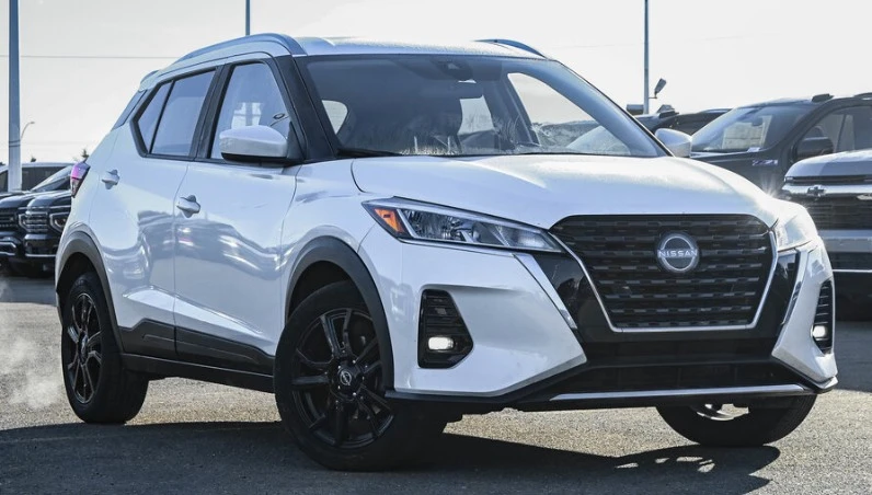 2022 Nissan Kicks - Image 2 of 9