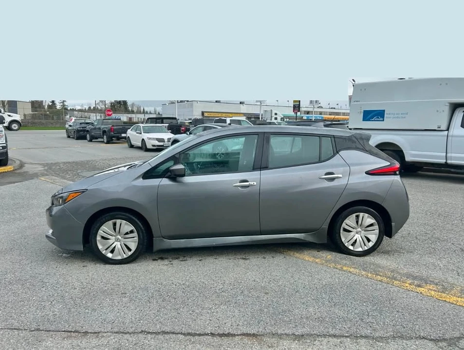 2022 Nissan Leaf - Image 7 of 9