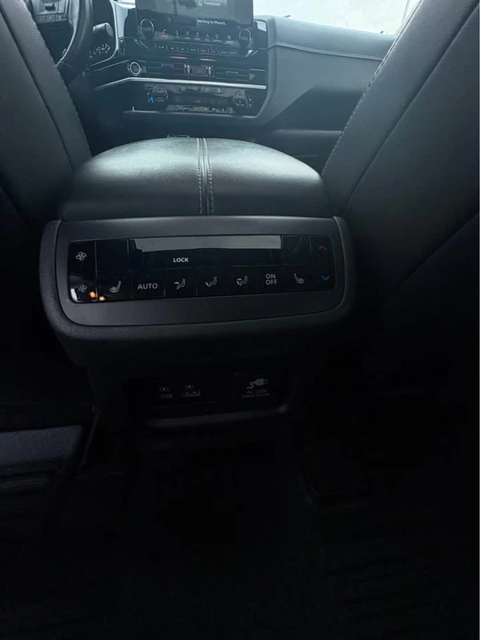 2022 Nissan Pathfinder 5th Gen - Image 14 of 19
