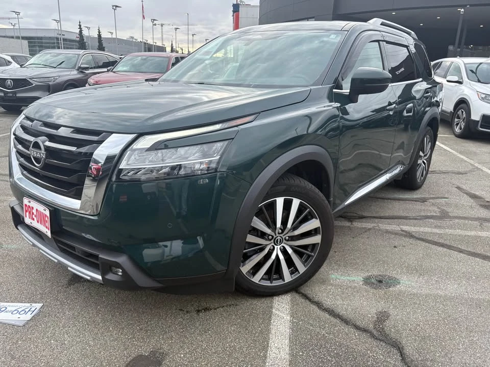 2022 Nissan Pathfinder 5th Gen - Image 16 of 19