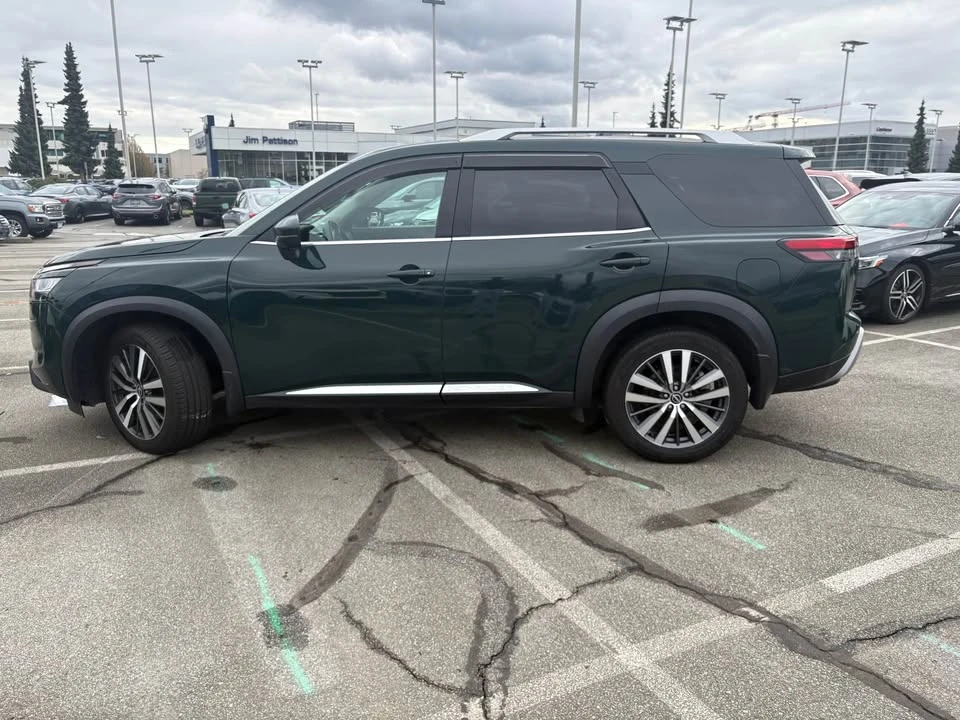 2022 Nissan Pathfinder 5th Gen - Image 19 of 19