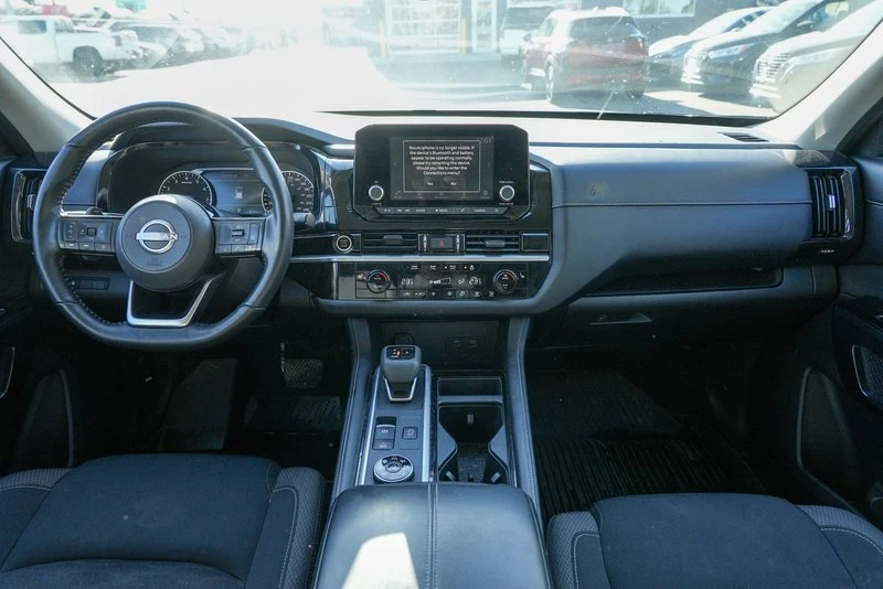 2022 Nissan Pathfinder 5th Gen - Image 15 of 16