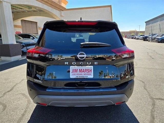 2022 Nissan Rogue - Image 5 of 9