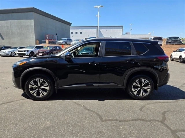 2022 Nissan Rogue - Image 3 of 9