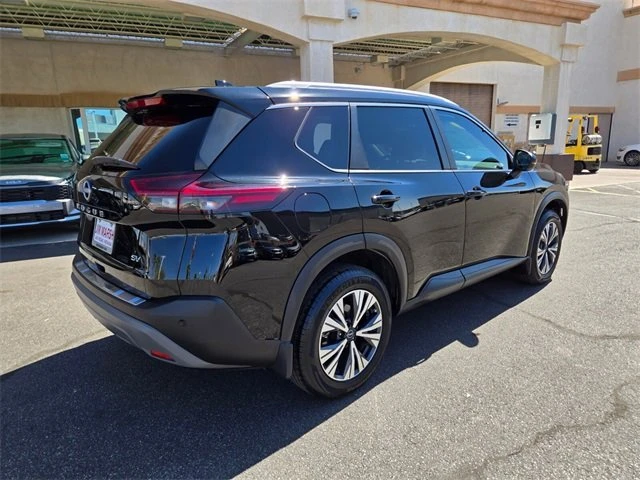 2022 Nissan Rogue - Image 6 of 9