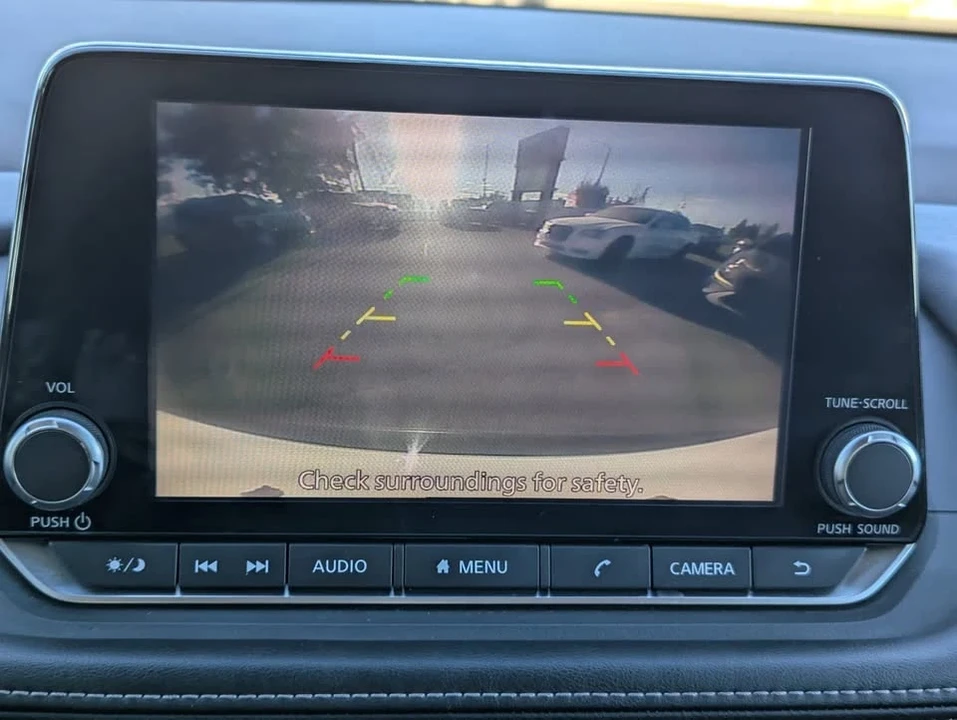 2022 Nissan Rogue - Image 20 of 20