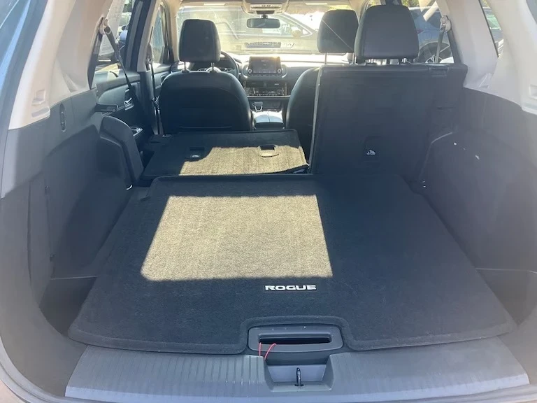 2022 Nissan Rogue - Image 9 of 9