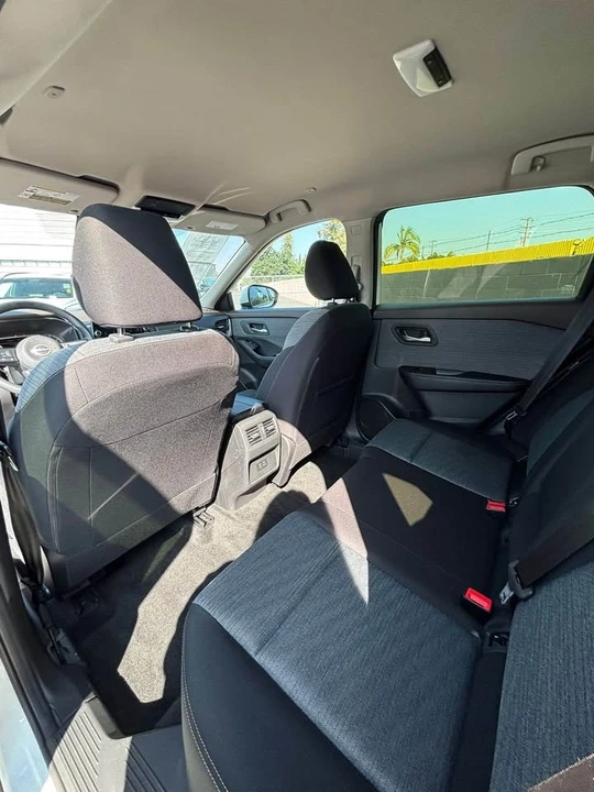 2022 Nissan Rogue - Image 3 of 5