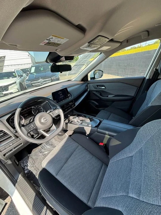 2022 Nissan Rogue - Image 4 of 5