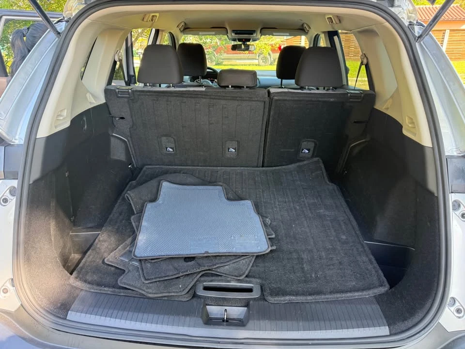 2022 Nissan Rogue - Image 7 of 14