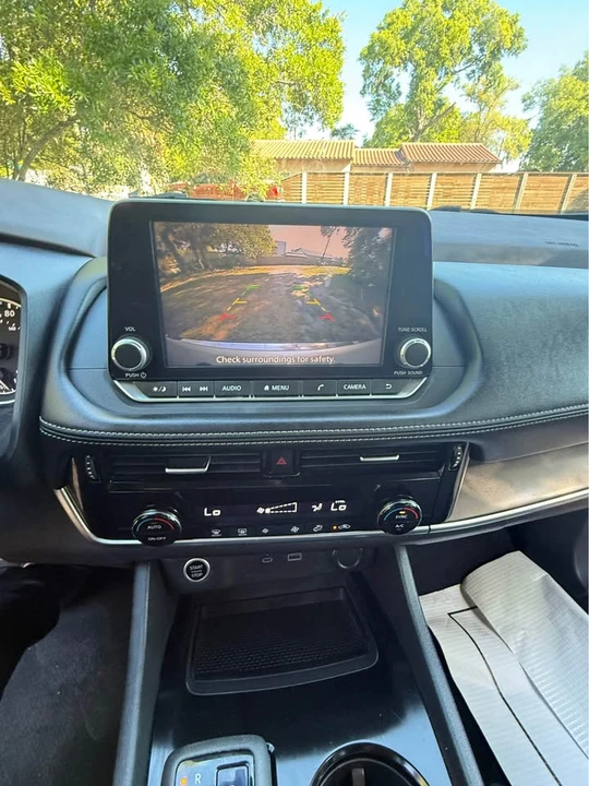 2022 Nissan Rogue - Image 14 of 14