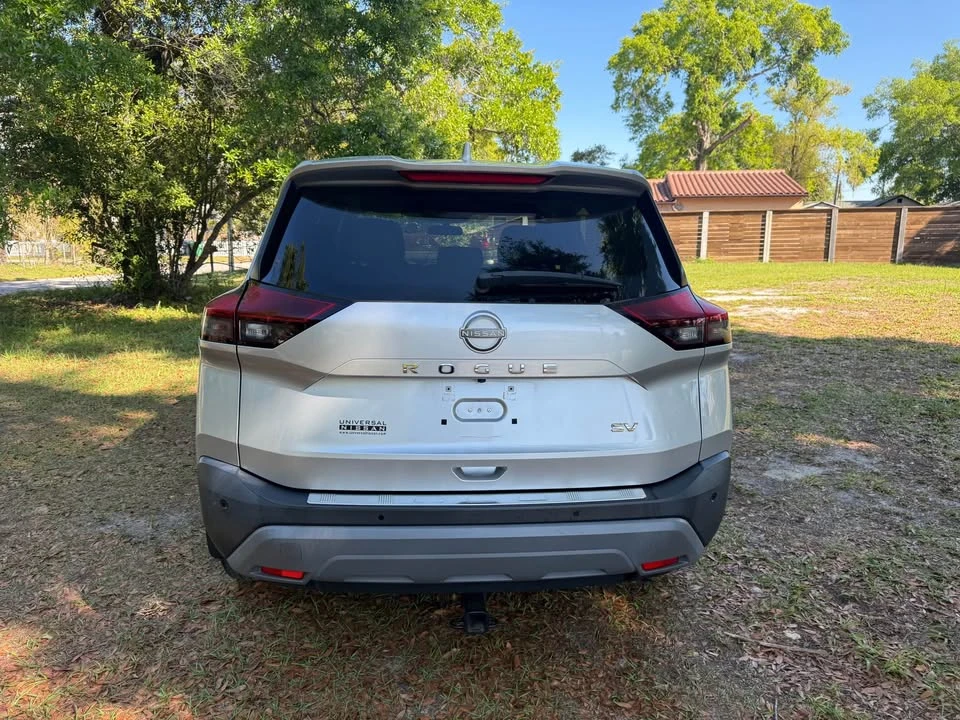 2022 Nissan Rogue - Image 4 of 14