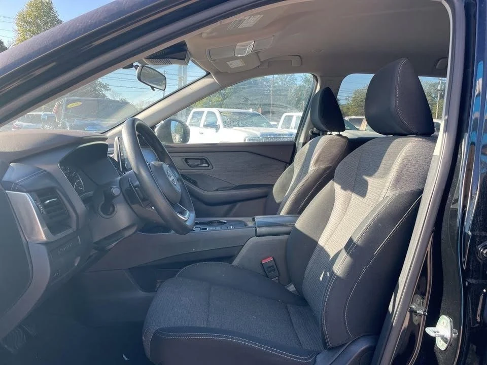2022 Nissan Rogue - Image 10 of 10