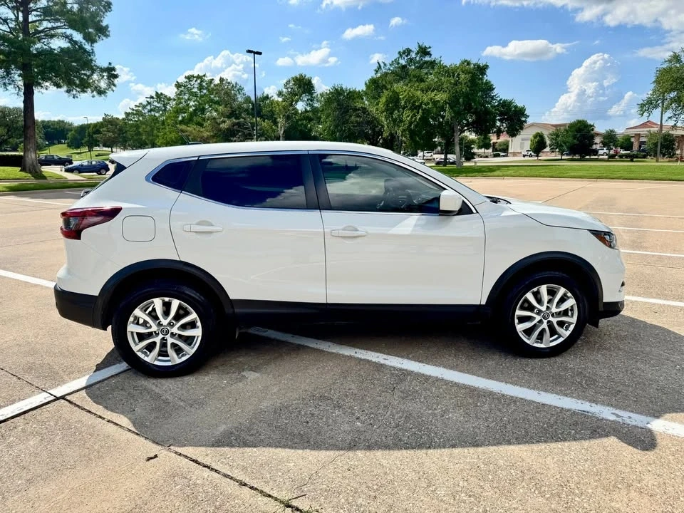 2022 Nissan Rogue - Image 6 of 20