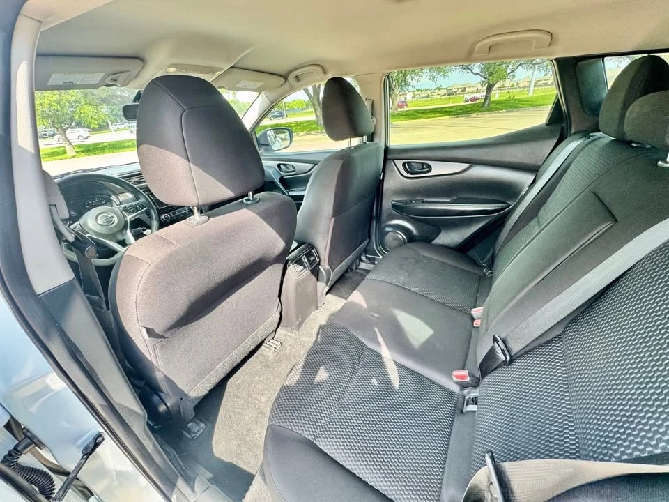 2022 Nissan Rogue - Image 19 of 20