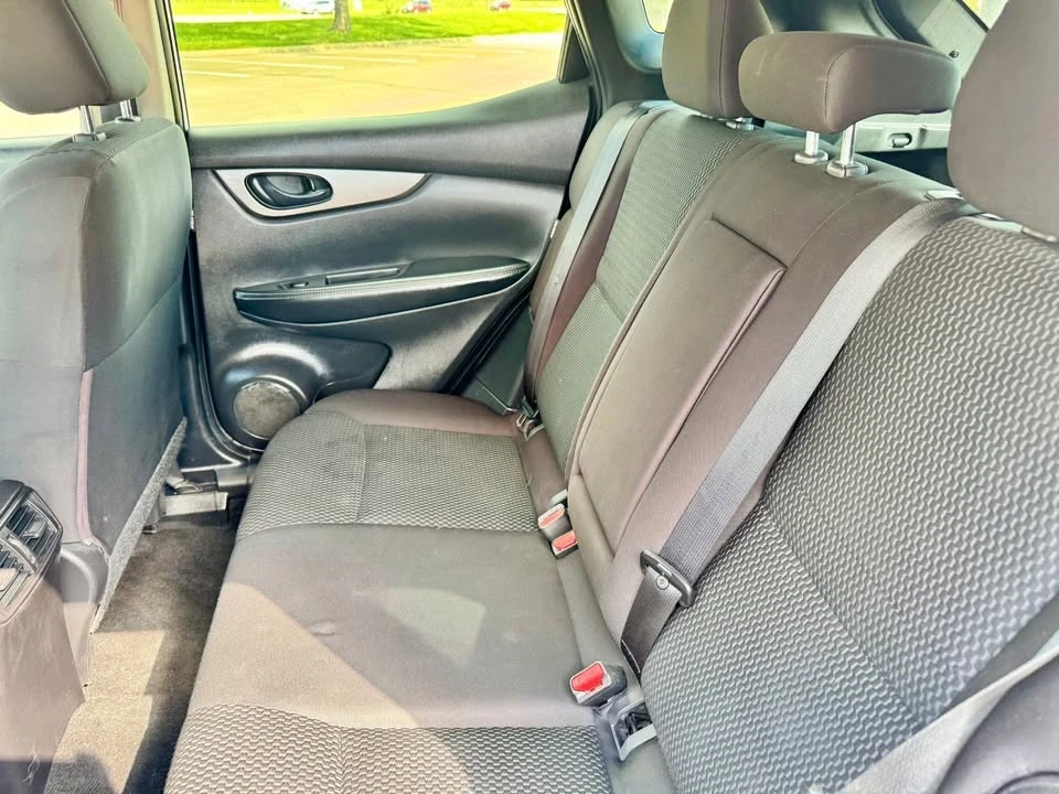 2022 Nissan Rogue - Image 18 of 20