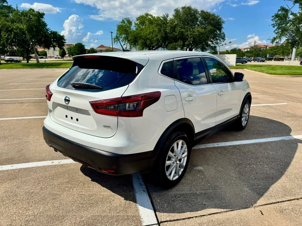 2022 Nissan Rogue - Image 5 of 20