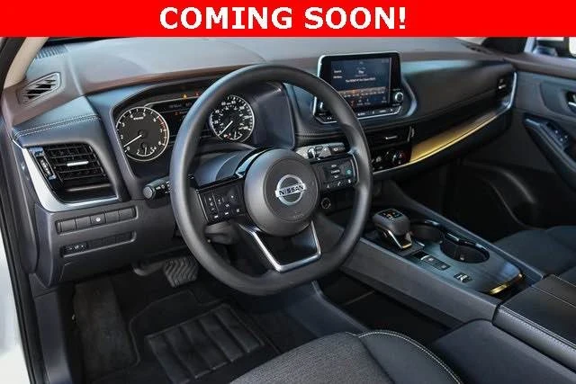 2022 Nissan Rogue - Image 5 of 9