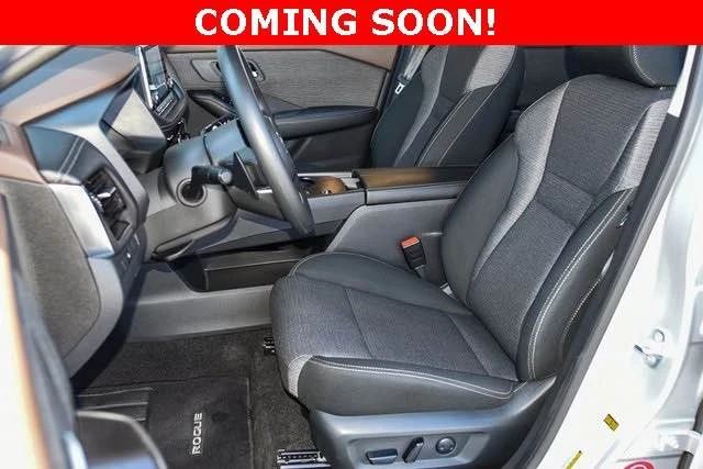 2022 Nissan Rogue - Image 6 of 9
