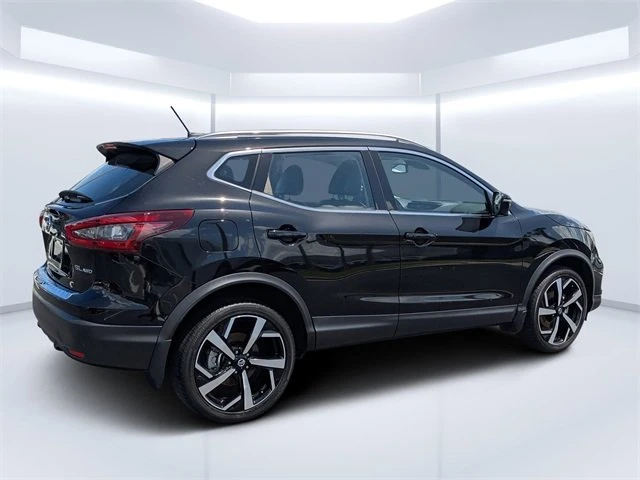 2022 Nissan Rogue - Image 3 of 12